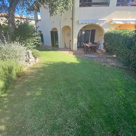 Casa Con Giardino In Maremma